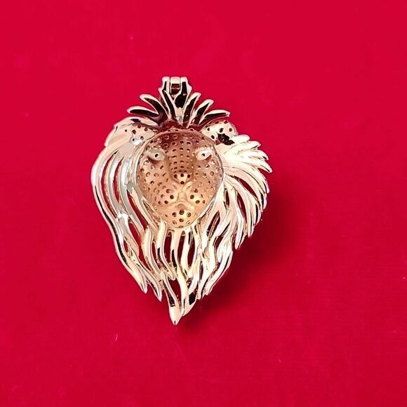 10K White Gold Over 925 Sterling Silver Lion Pendant Charm - Picture 2 of 3